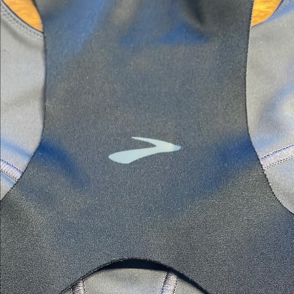 Brooks Drive 3 Pocket Sport Bra 38A/B Running Bra (Black) - Picture 3 of 9